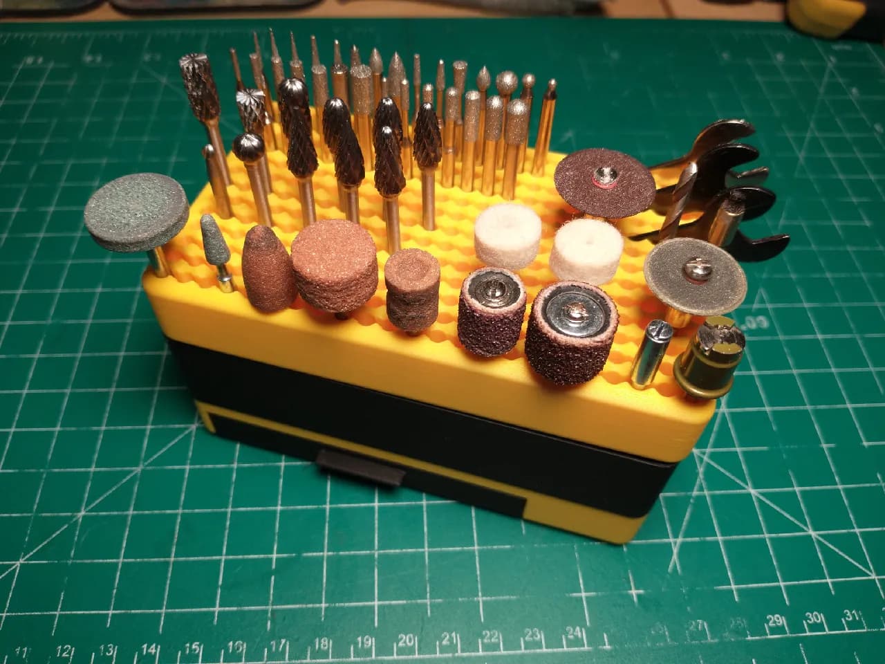 منظم رؤوس دريميل مدمج وقابل للتكديس