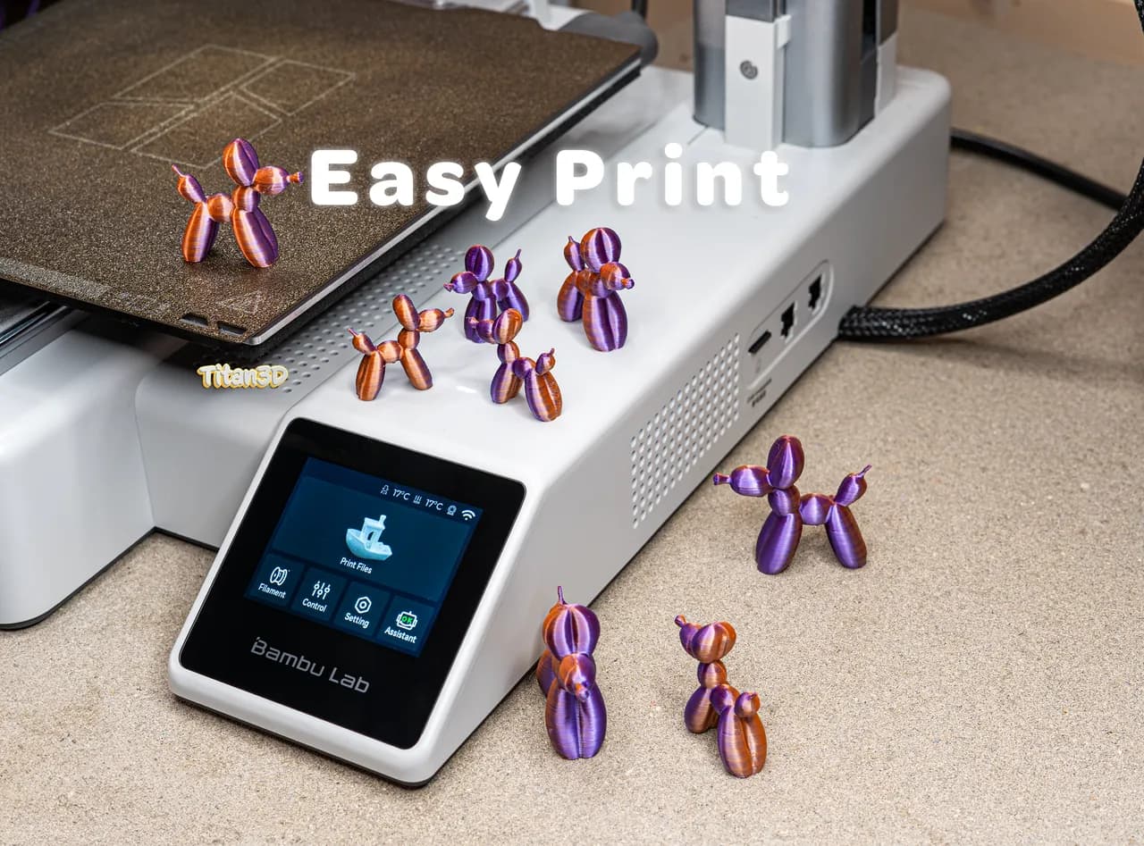 كلب بالون مصغر