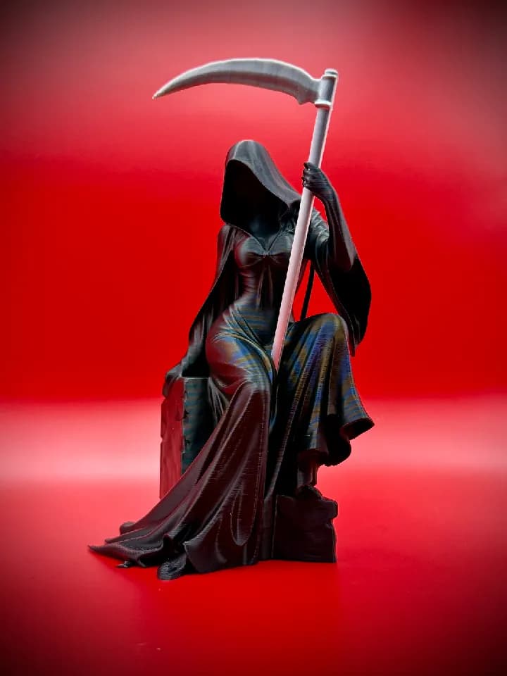 إمبراطورة الظلام - مجسم حاصدة الأرواح جالسة