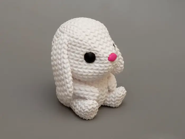 مجسم "الأرنب الصوفي" (The Knitted Bunny) – لطافة الكروشيه بمتانة ثلاثية الأبعاد