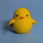 مجسم "الكتكوت المشاغب" (The Stabby Chick) – لطافة مع لمسة خطورة